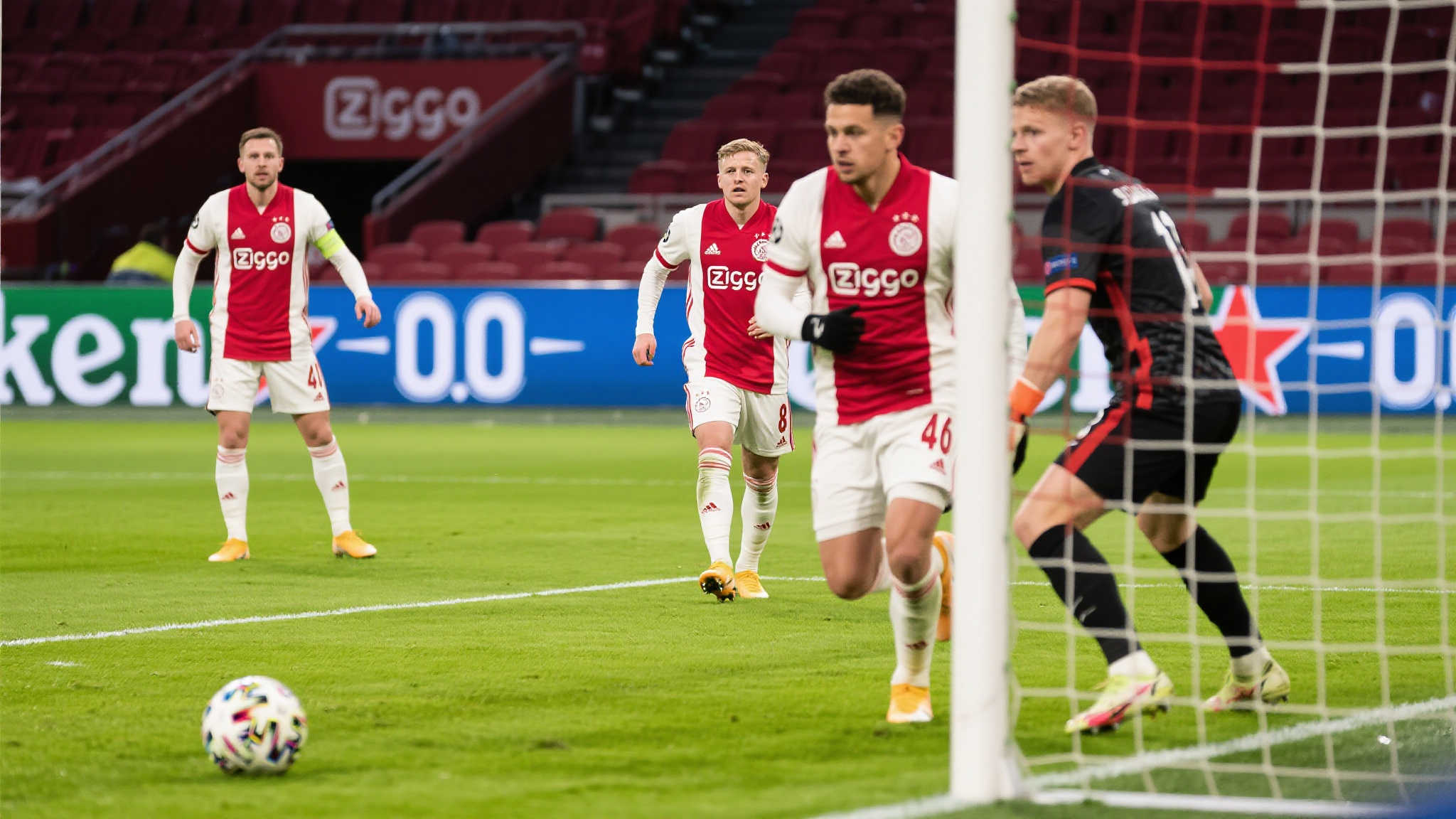 以其卓越的 以其卓越的